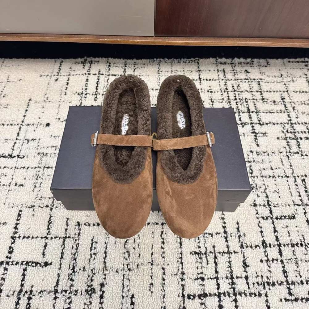Alaia Fleece-Lined Mary Jane Shoes